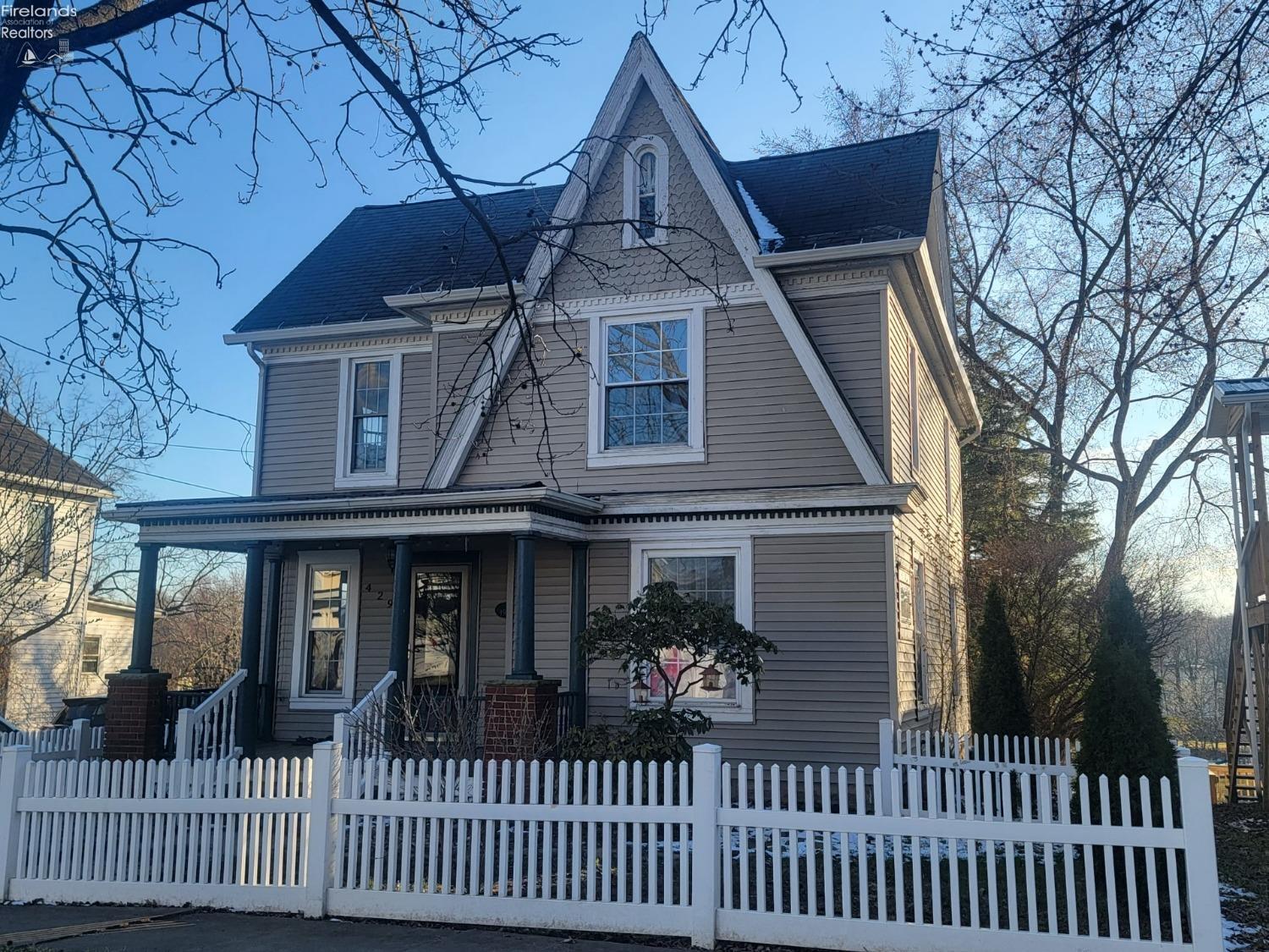 Property Photo:  429 Sandusky Street  OH 44805 