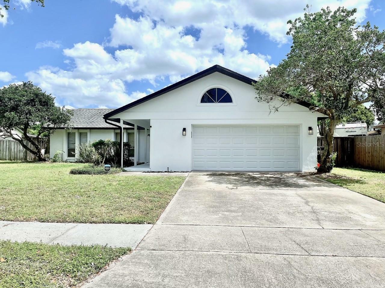 Property Photo:  735 Royalton Road  FL 32825 