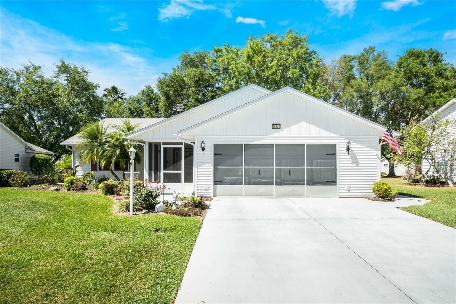 Property Photo:  26823 Forest Hills Street  FL 34748 