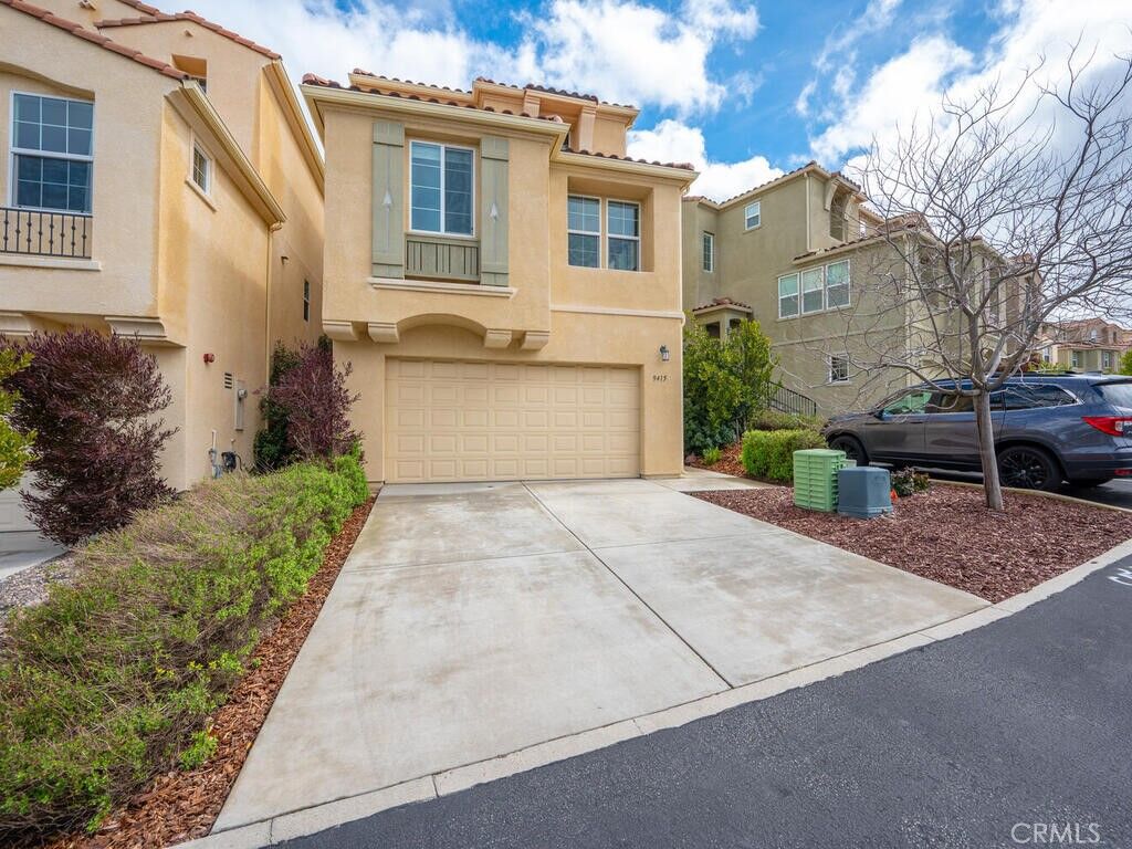 Property Photo:  9415 Casa Bella Court  CA 93422 