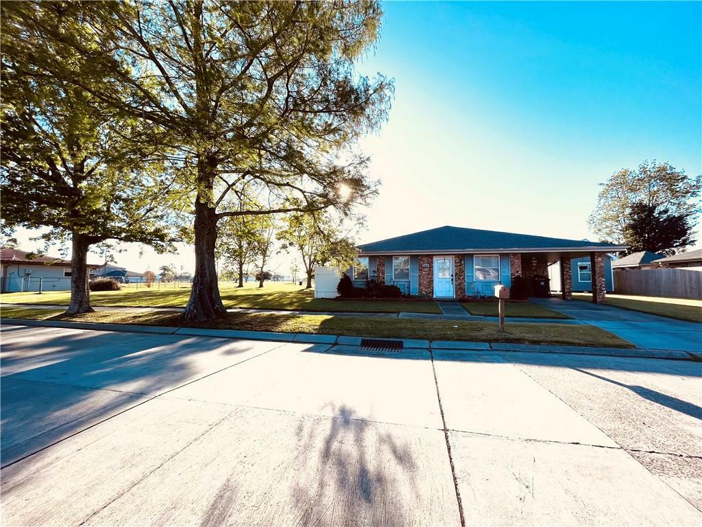 2709 Blanchard Drive  Chalmette LA 70043 photo