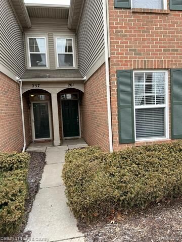 Property Photo: 261 Wright Street MI 48393