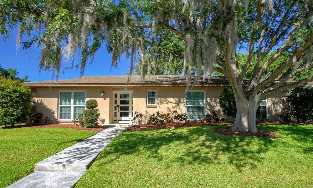 Property Photo: 3610 Gatewood Drive FL 32812