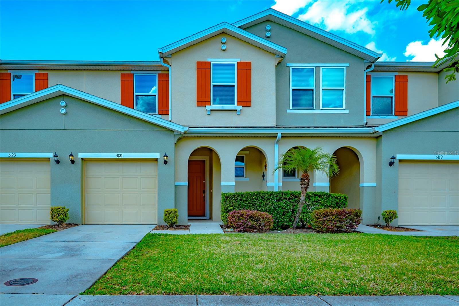 Property Photo:  5121 Crown Haven Drive  FL 34746 