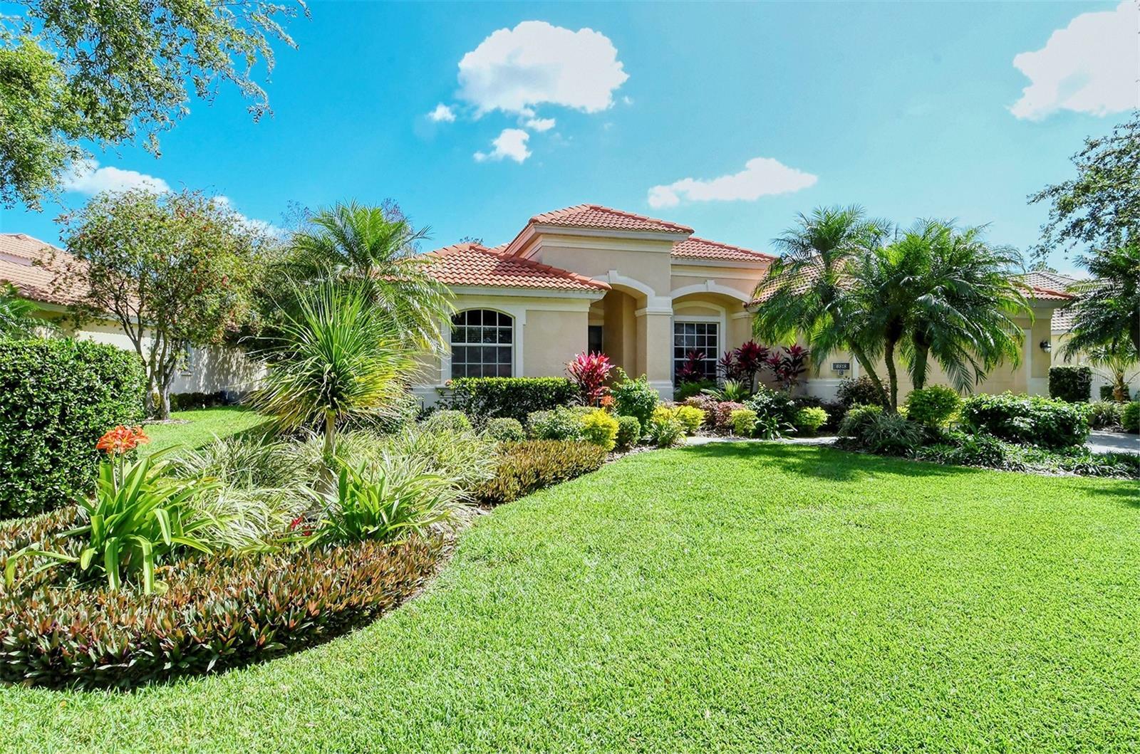 Property Photo:  6818 Tailfeather Way  FL 34203 