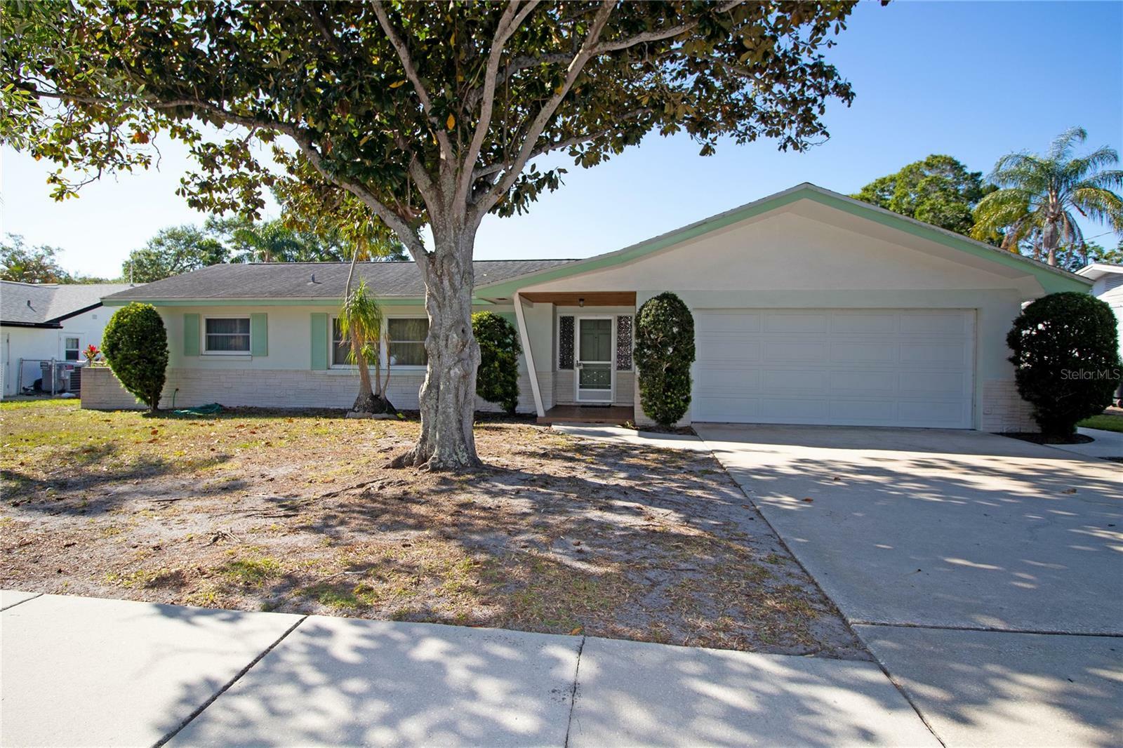 Property Photo:  2333 Glenmoor Road N  FL 33764 