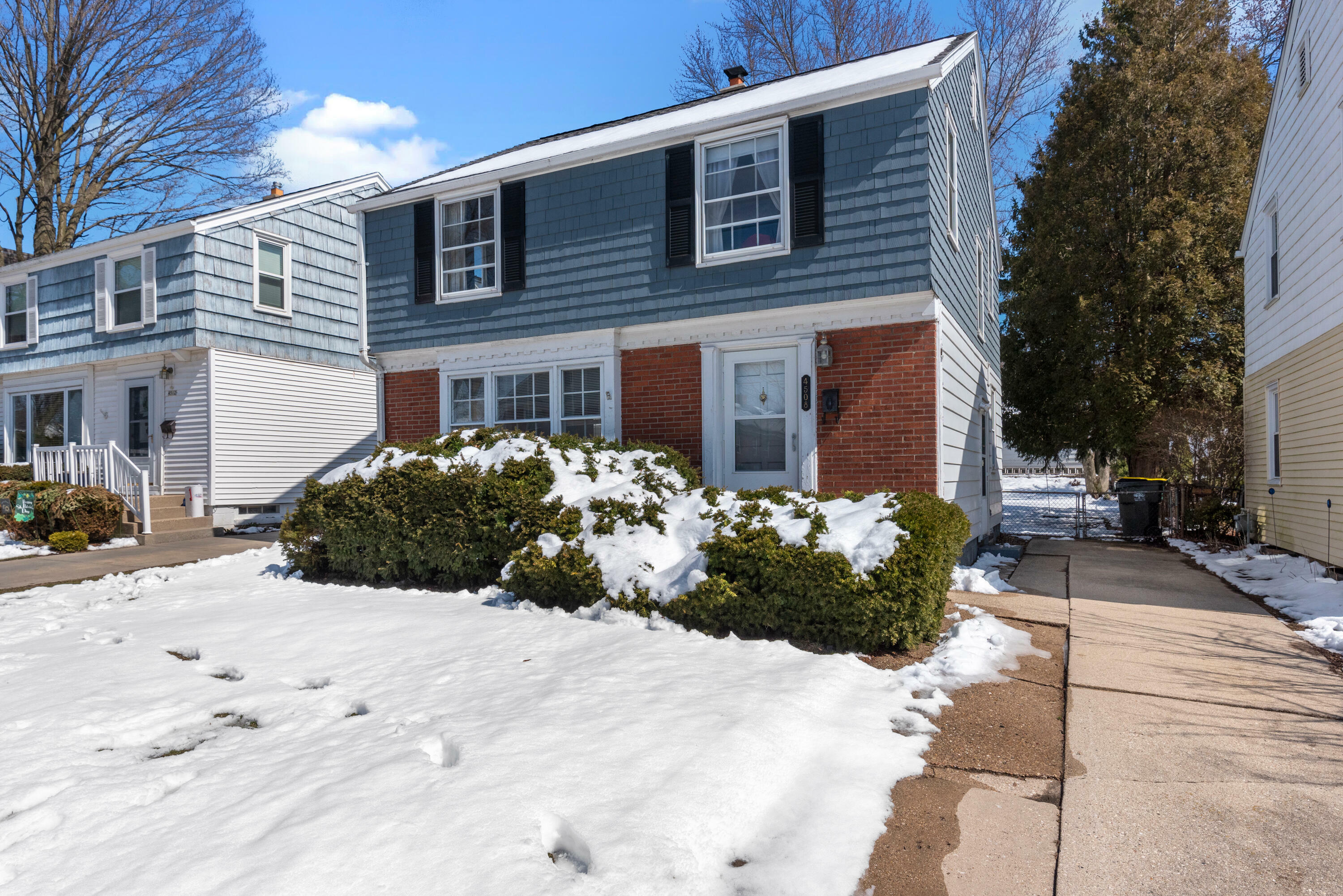 Property Photo:  4508 N Woodruff Ave  WI 53211 