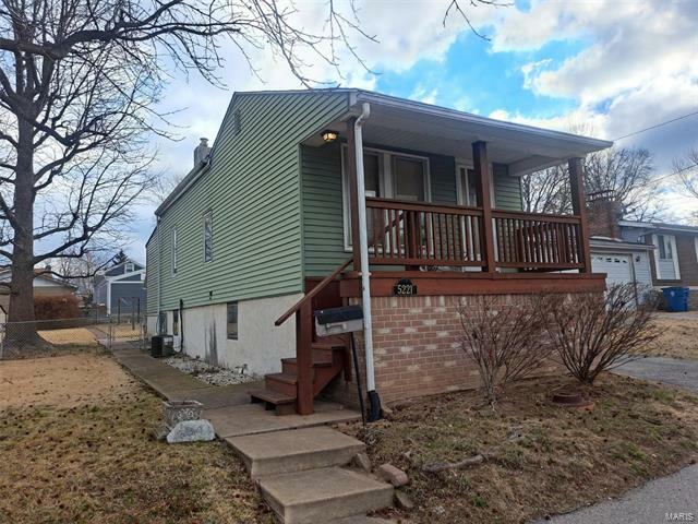 5221 Hilda Avenue  St Louis MO 63123 photo