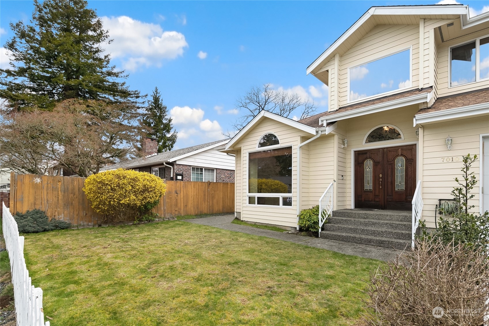 Property Photo:  7010 13th Avenue SW  WA 98106 