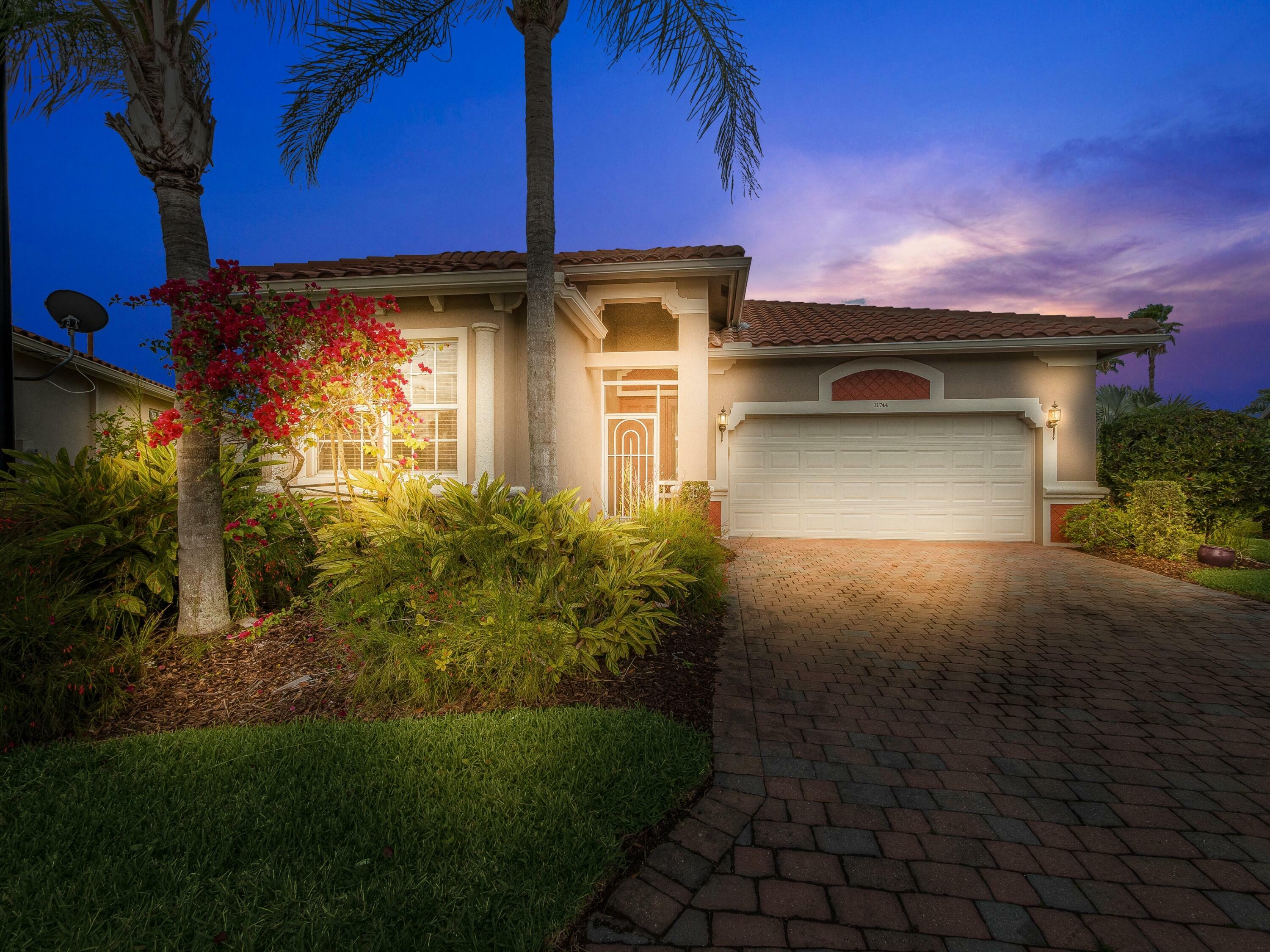 Property Photo:  11744 SW Mountain Ash Circle  FL 34987 