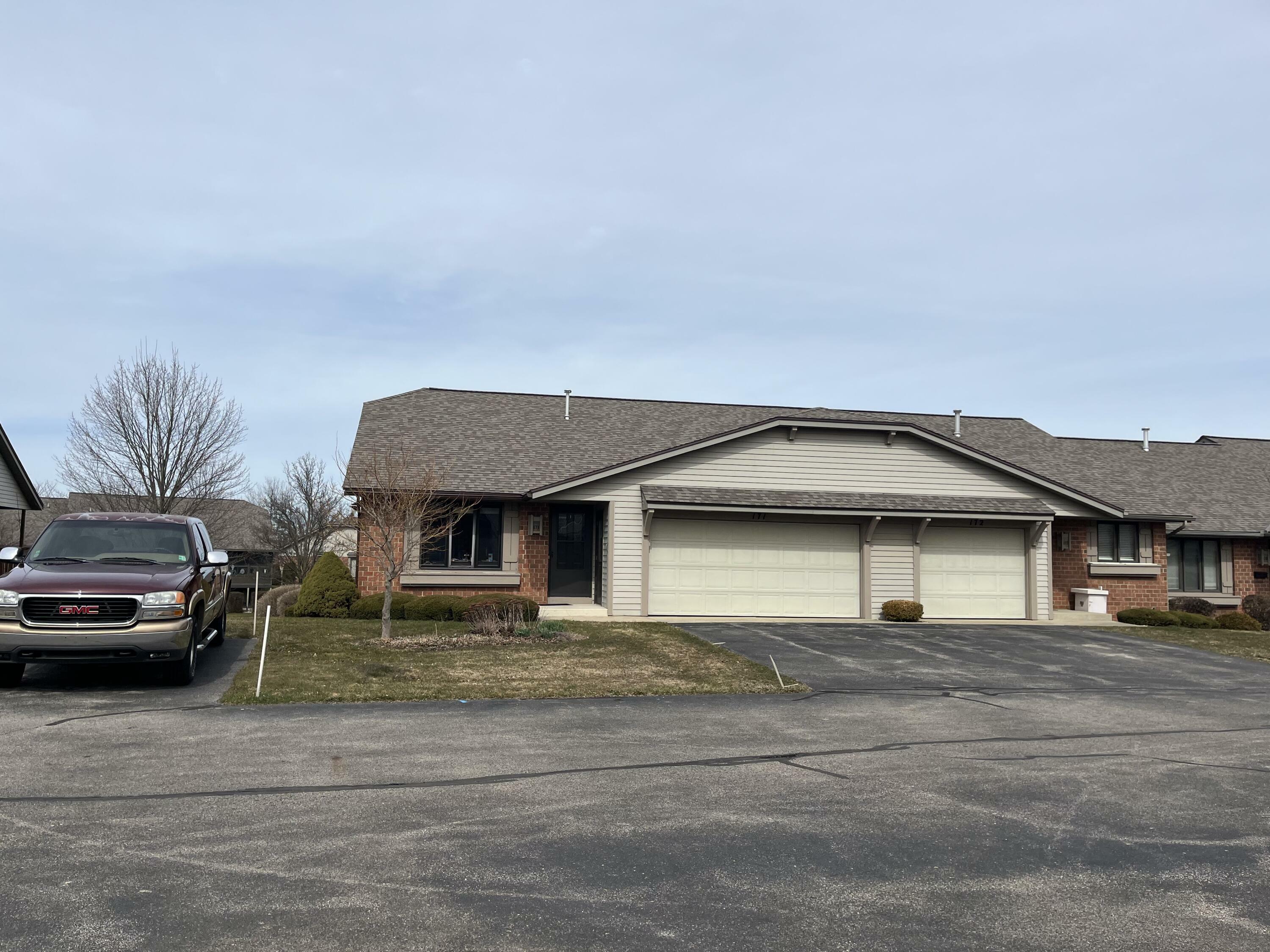 171 S Zeeland Parkway  Zeeland MI 49464 photo