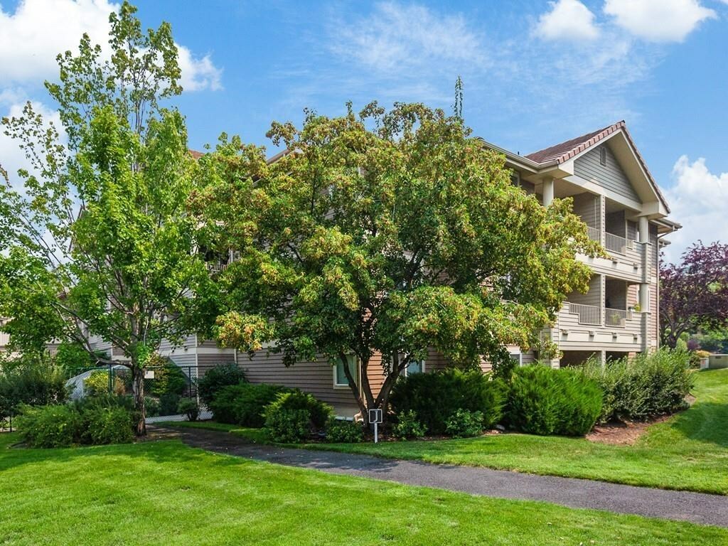 639 N Riverpoint Blvd J201/J202  Spokane WA 99202 photo