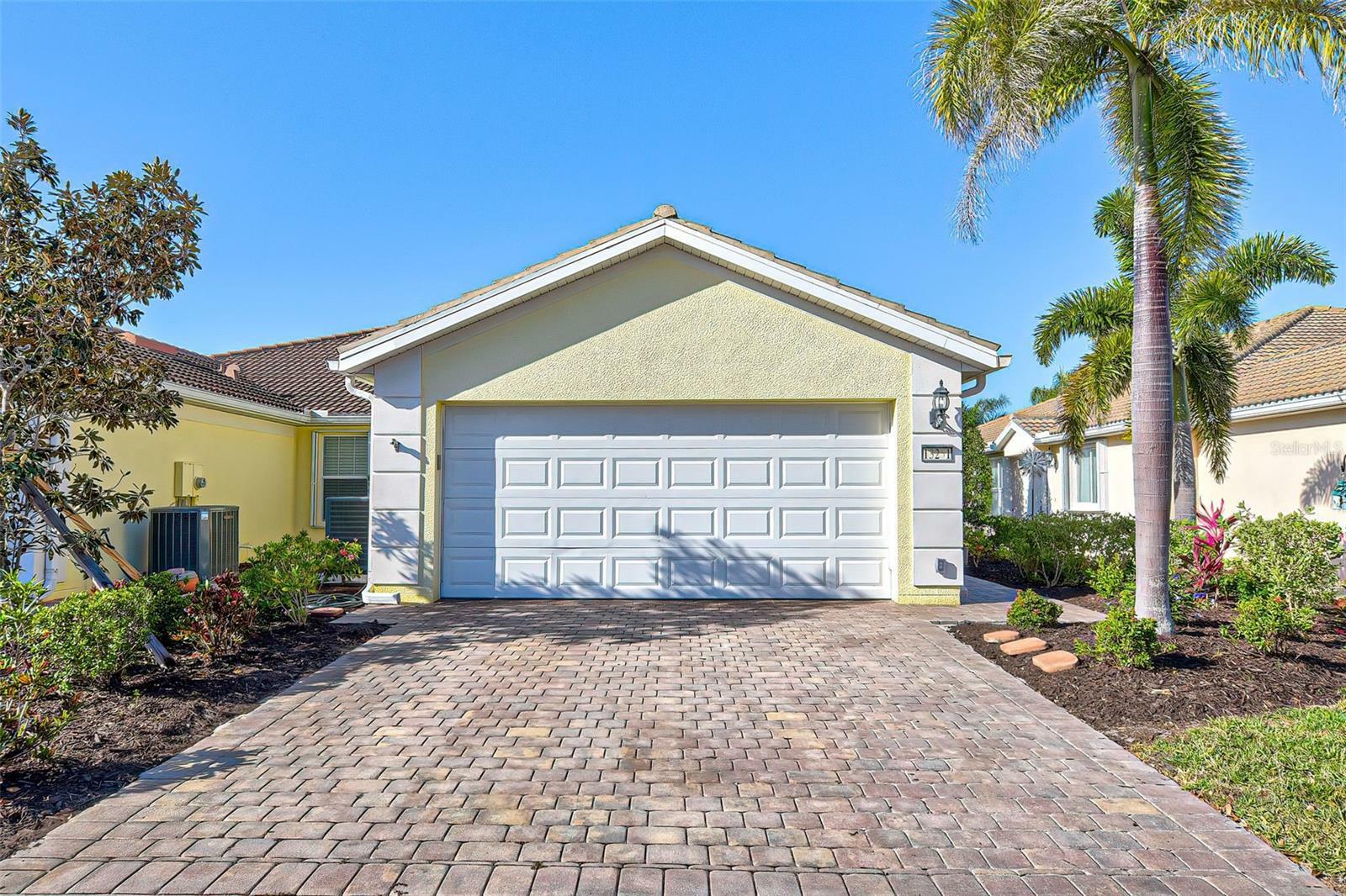 Property Photo:  13251 Huerta Street  FL 34293 