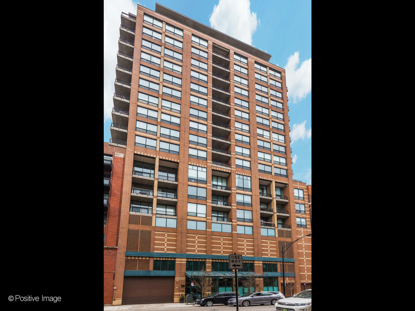 Property Photo: 400 W Ontario Street 505 IL 60654