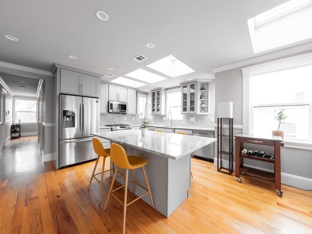 Property Photo:  49 Hamilton Street 3  MA 02125 