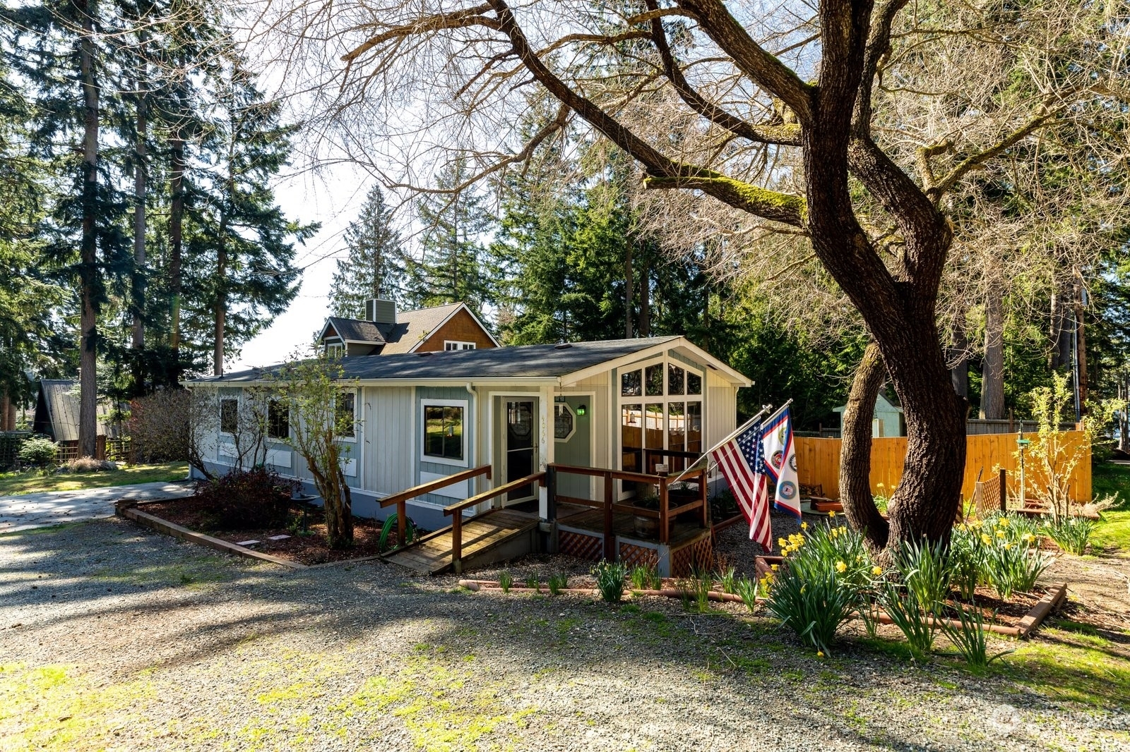 Property Photo:  4066 Alder Avenue  WA 98249 