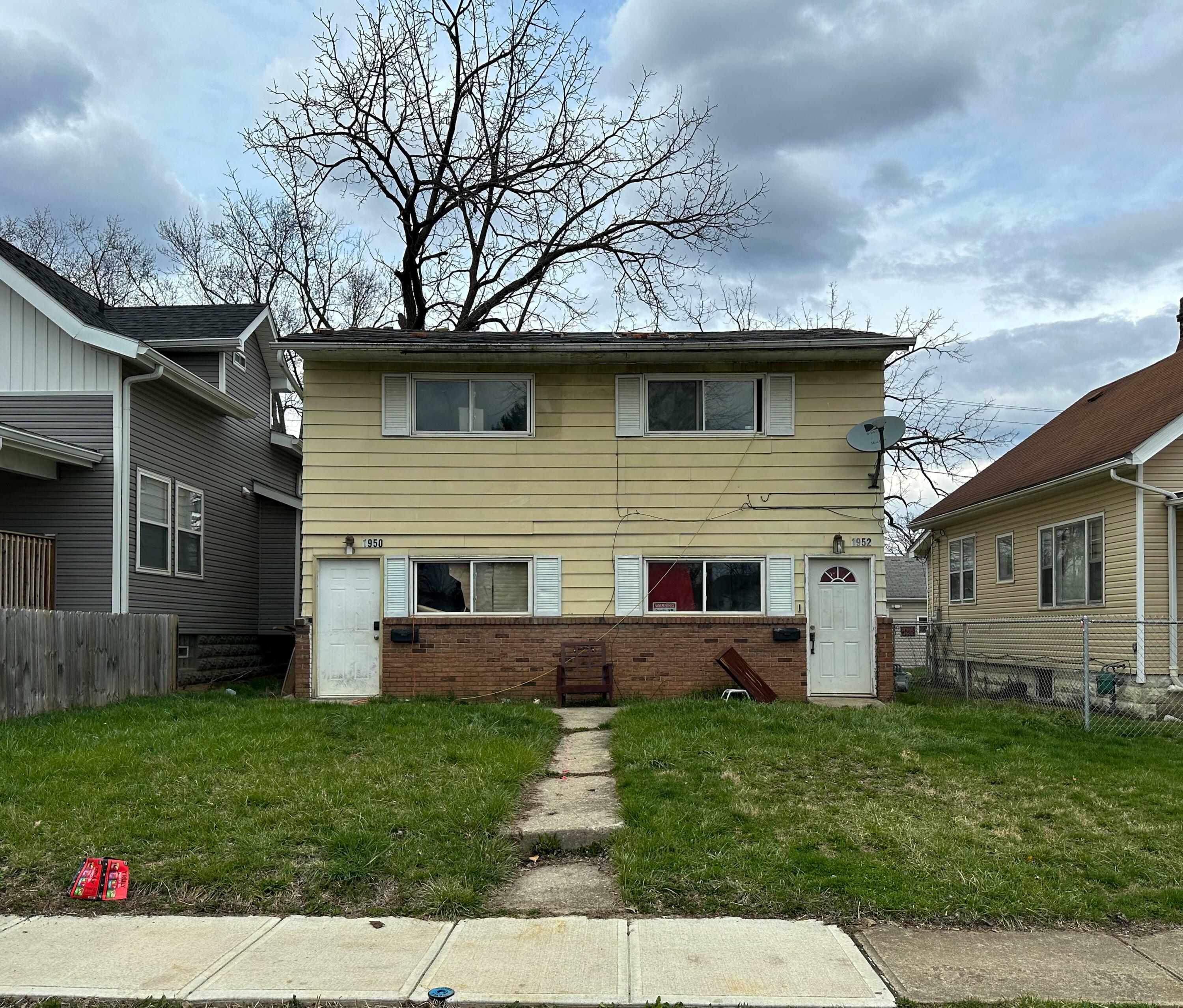Property Photo: 1950-1952 Genessee Avenue OH 43211