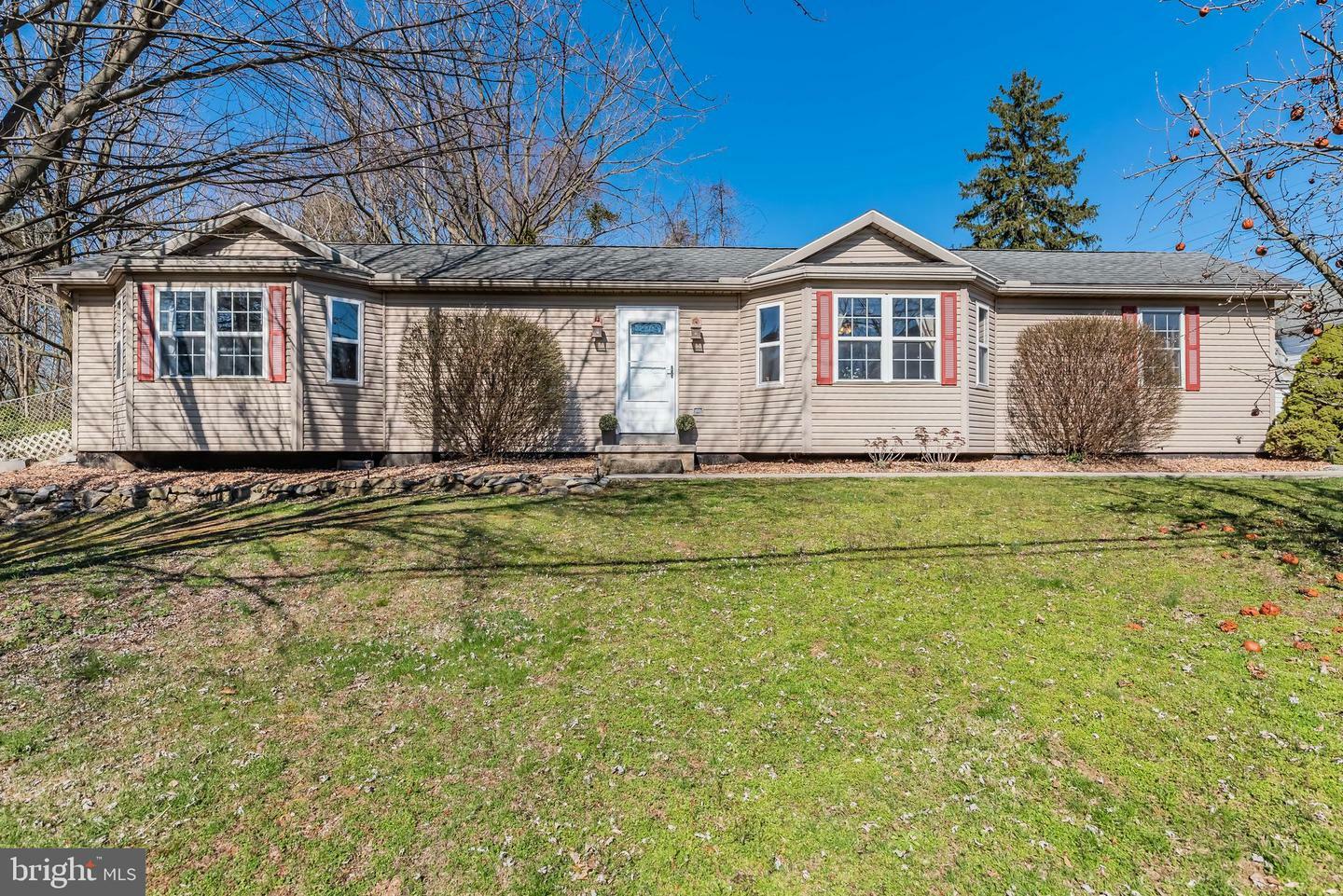 Property Photo: 1778 Buchanan Trail East PA 17256