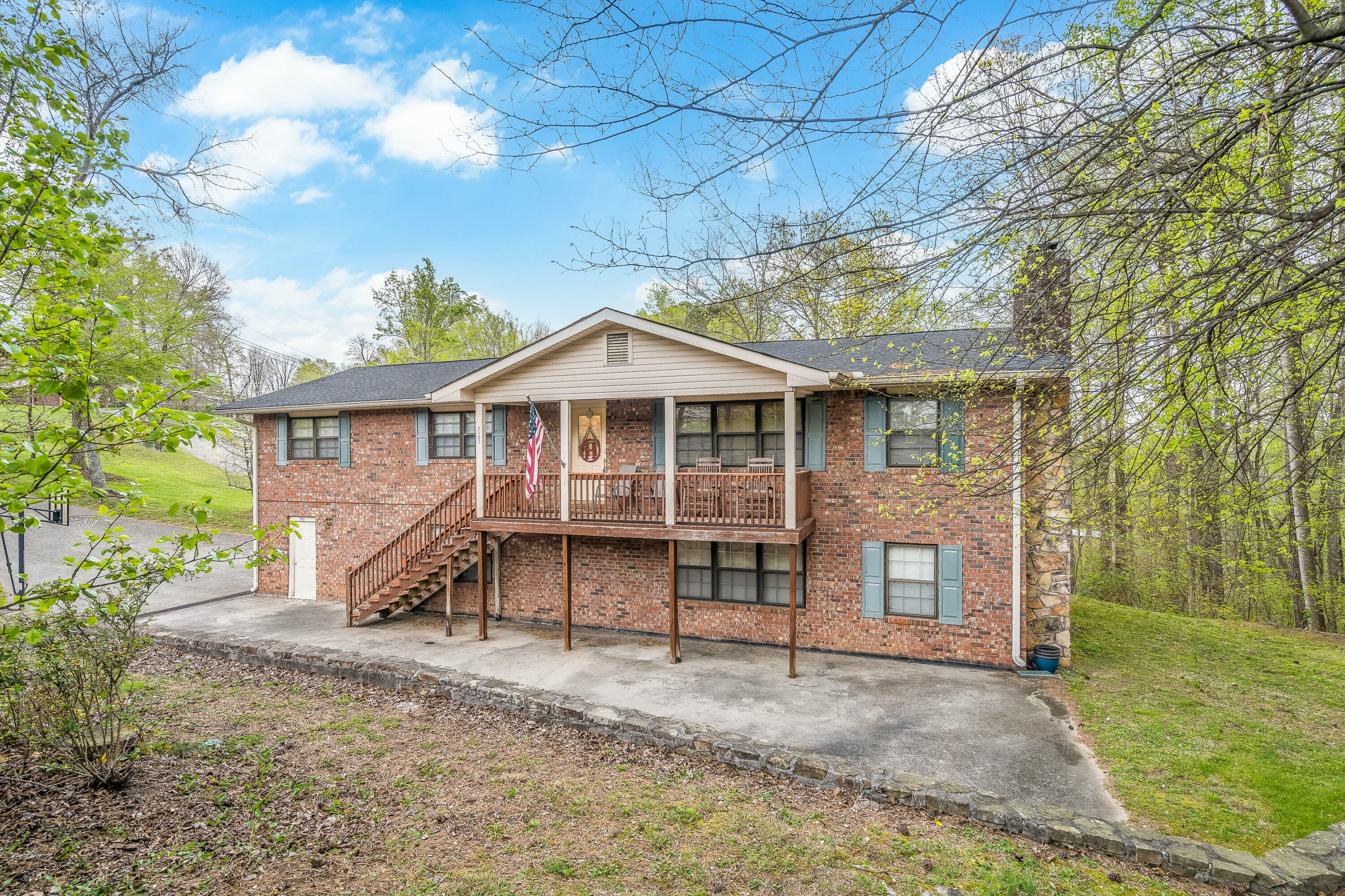 319 Lakeview Dr  Dalton GA 30721 photo