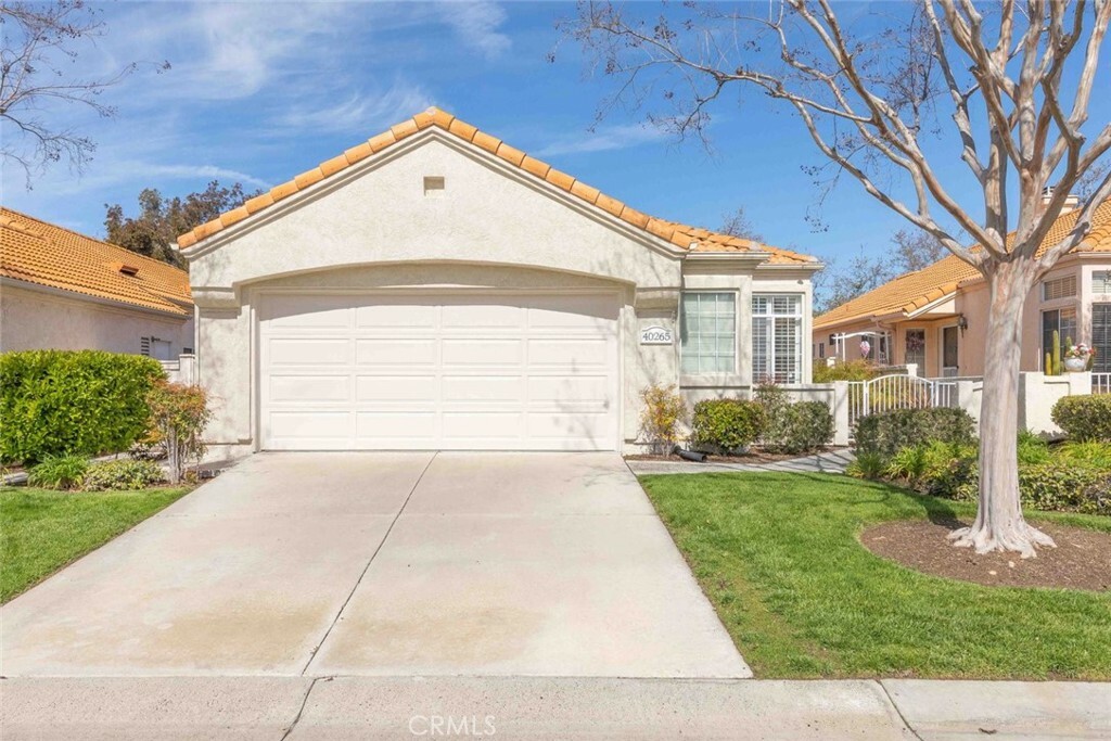 Property Photo:  40265 Corte Peralta  CA 92562 