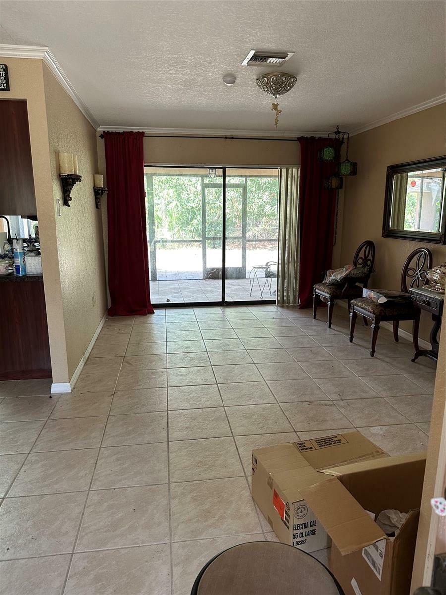 Property Photo: 2598 Crane Avenue FL 34286