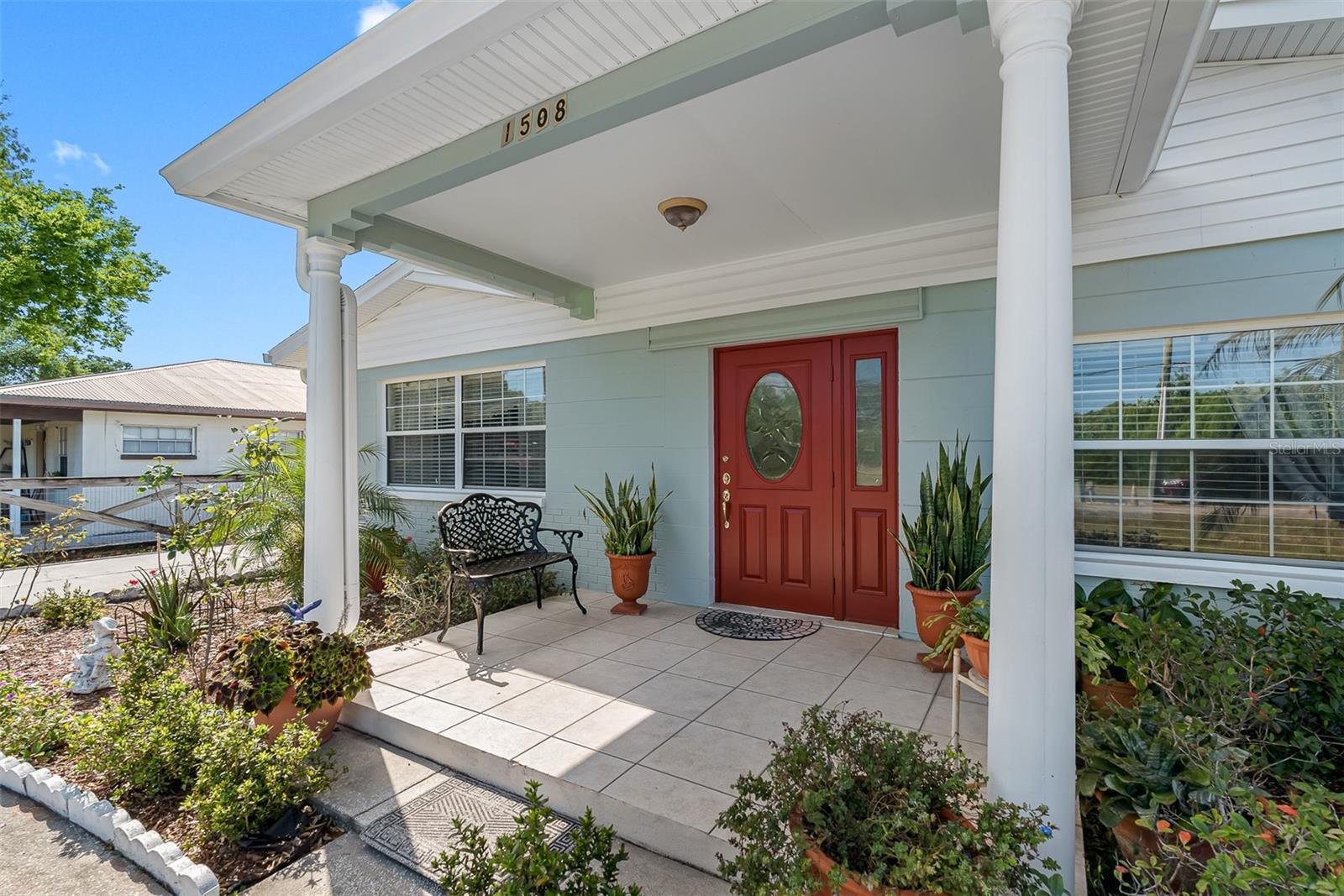 Property Photo:  1508 W Rambla Street  FL 33612 