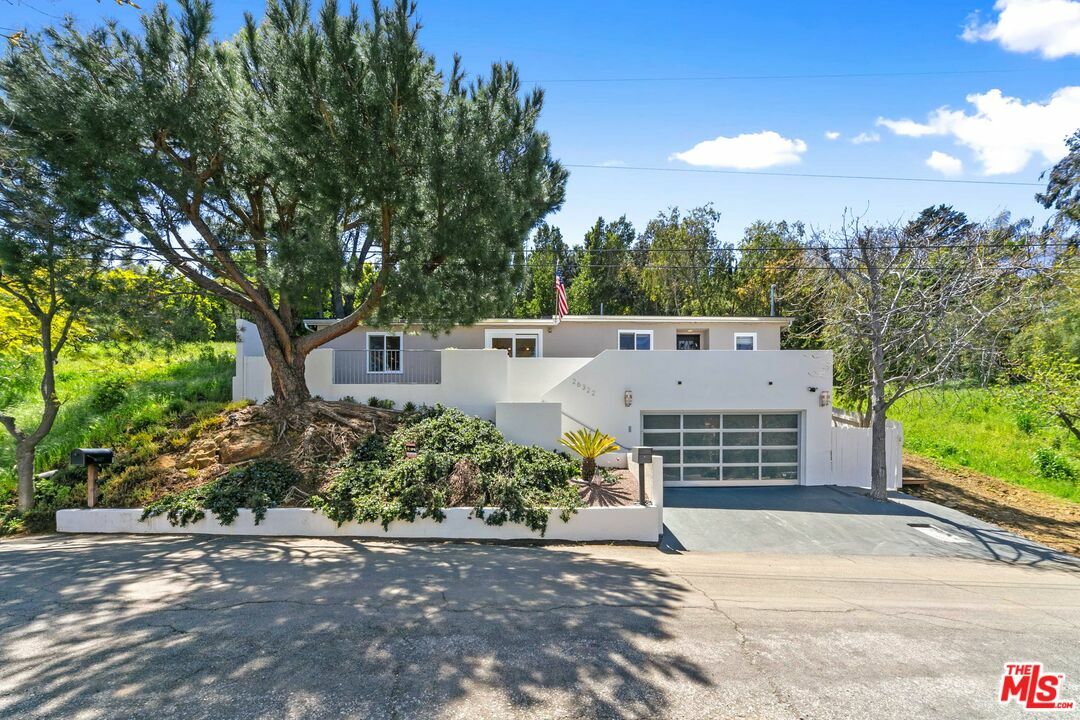 Property Photo: 26322 Fairside Rd CA 90265