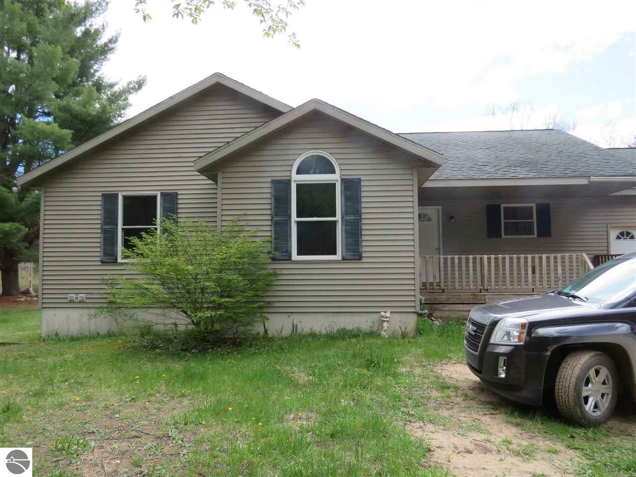 Property Photo:  10221 E Carpenter Lane  MI 49656 