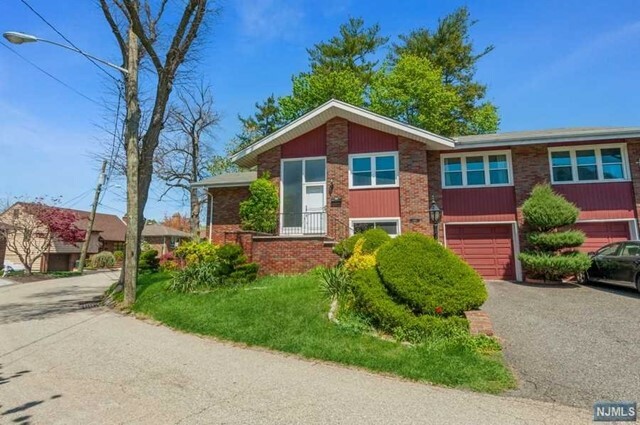 Property Photo: 480 Linden Court NJ 07657