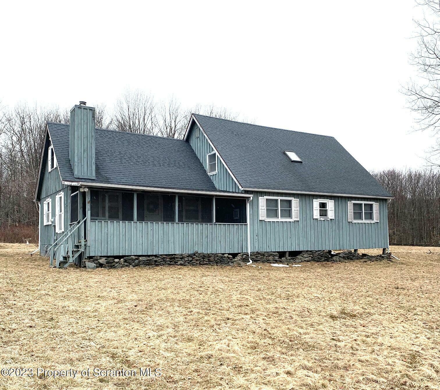 Property Photo:  2995 Creek Road  PA 18470 