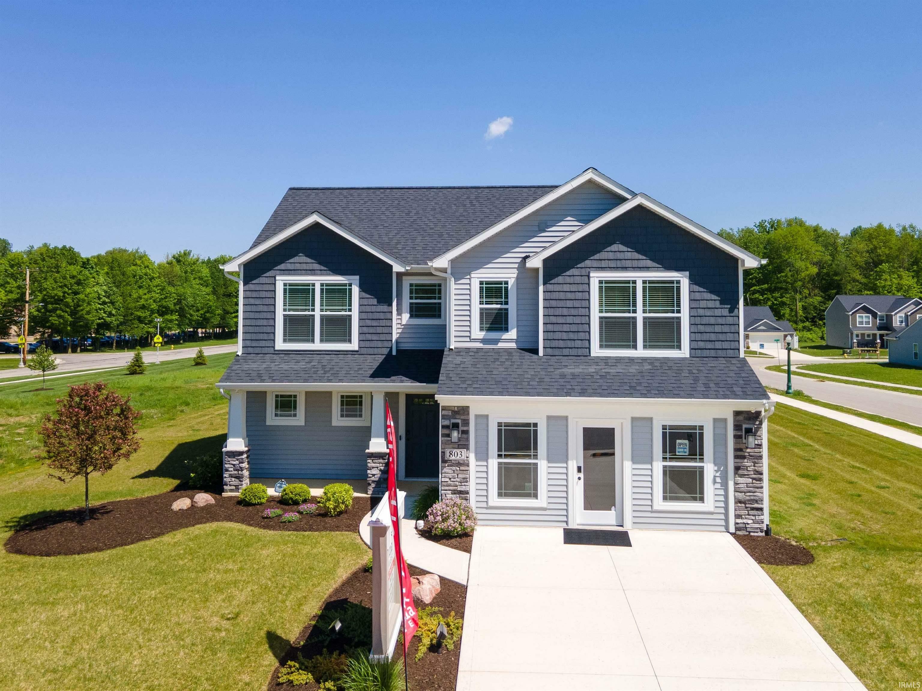 Property Photo: 803 Noble Creek Parkway IN 46755