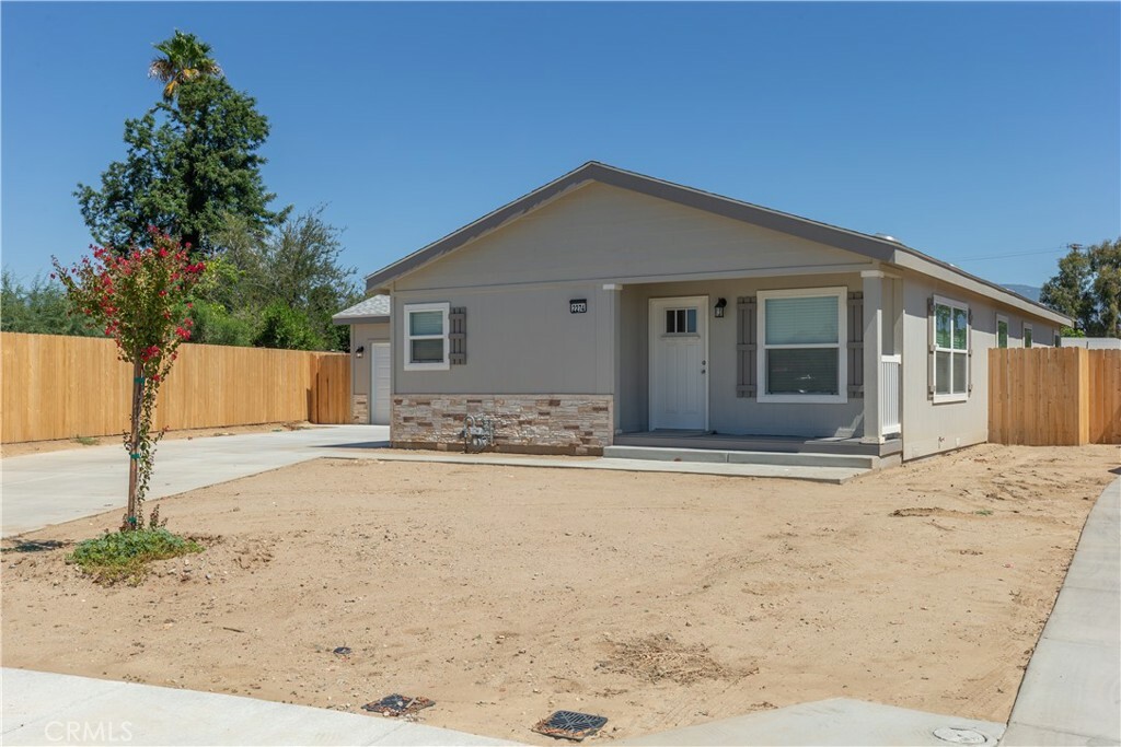 Property Photo:  2274 Kyla Court  CA 92410 