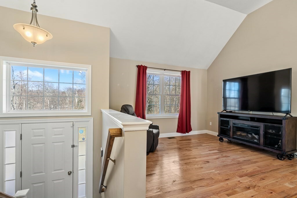 Property Photo: 498 Chestnut Hill Rd MA 01529