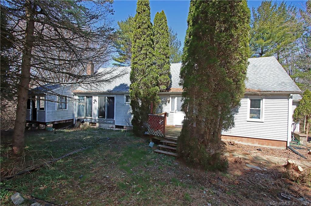 Property Photo:  1486 Moose Hill Road  CT 06437 