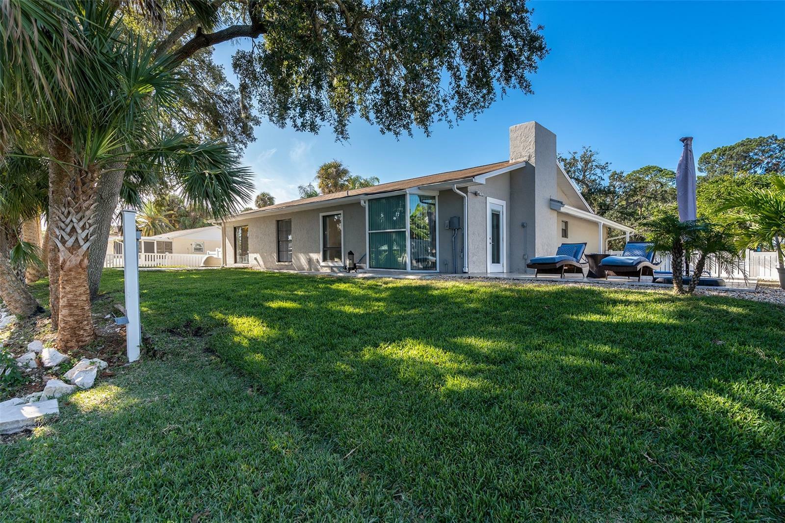 Property Photo:  8704 Betty Street  FL 34668 