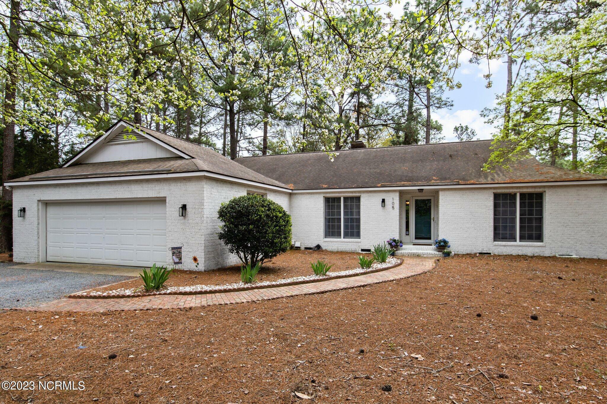 Property Photo:  105 Pinyon Circle  NC 28374 