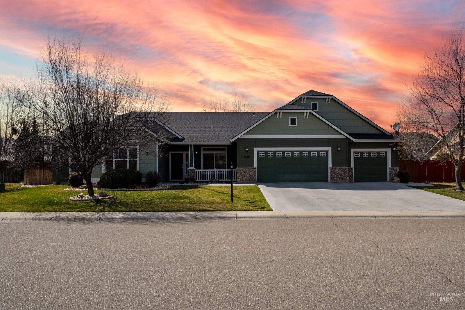 Property Photo:  17211 N Armstead  ID 83687 