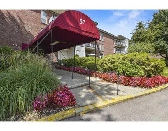 Property Photo:  57 Broadlawn Park 16B  MA 02467