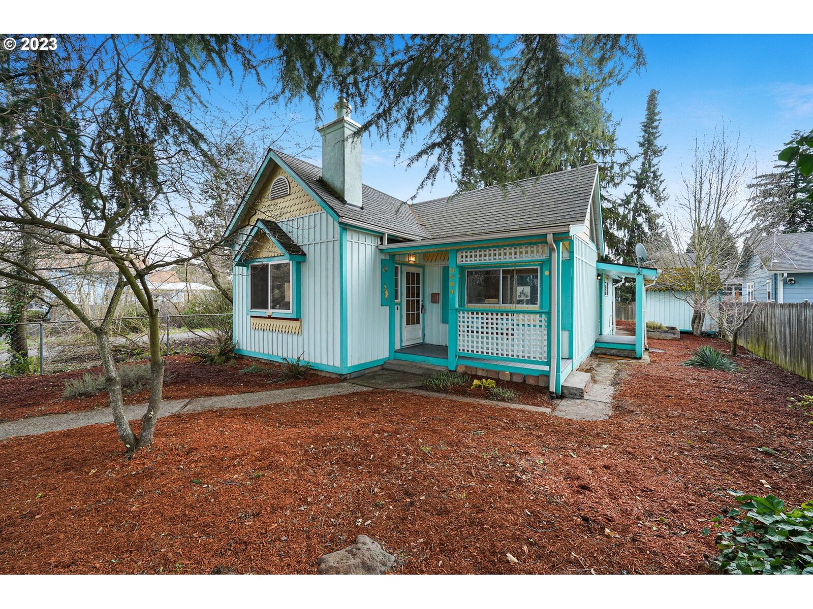 House for sale in Portland 9584 N Calhoun Ave, Portland, OR 97203