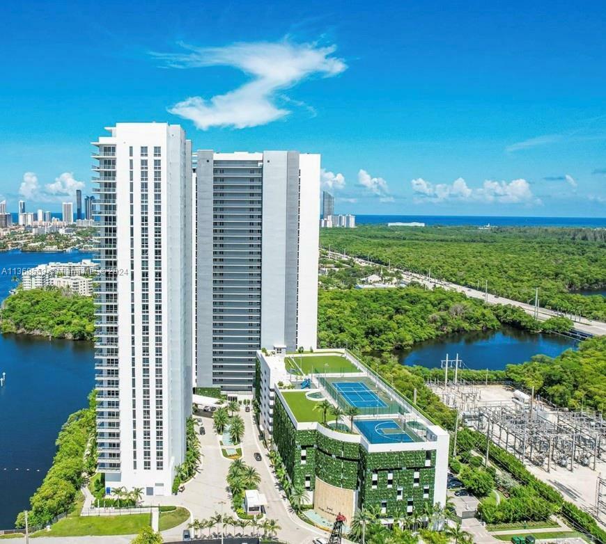 Property Photo:  16385 Biscayne Blvd 7  FL 33160 