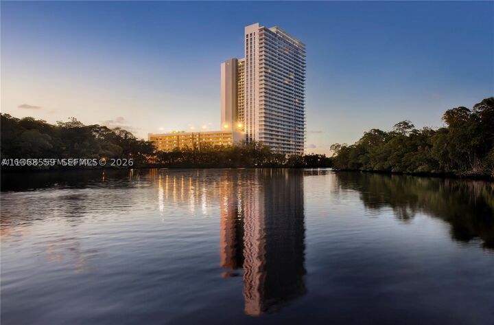 Property Photo: 16385 Biscayne Blvd 7 FL 33160