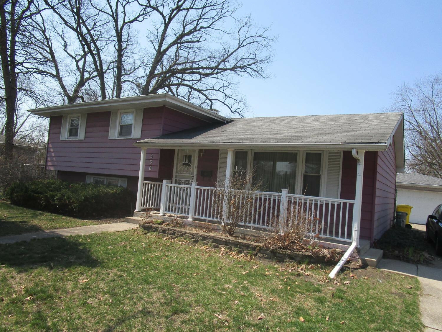 Property Photo: 536 N Oakwood Street IN 46319