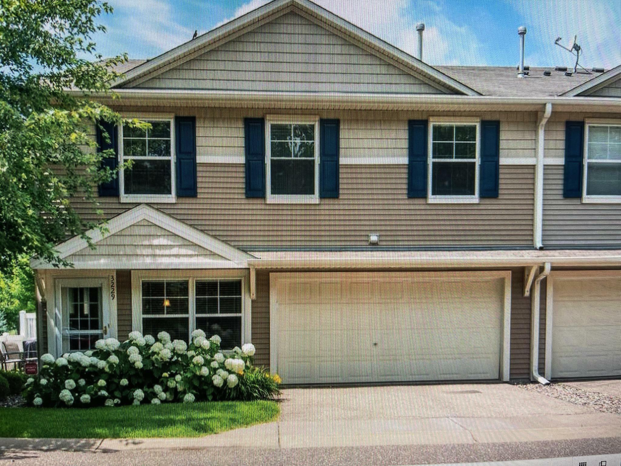 Property Photo:  3229 Oak View Drive  MN 55129 