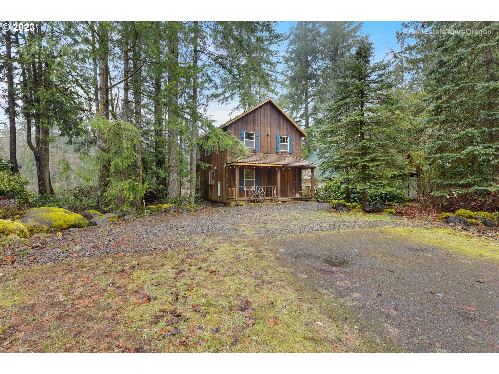 Property Photo: 64646 E Sandy River Ln OR 97049
