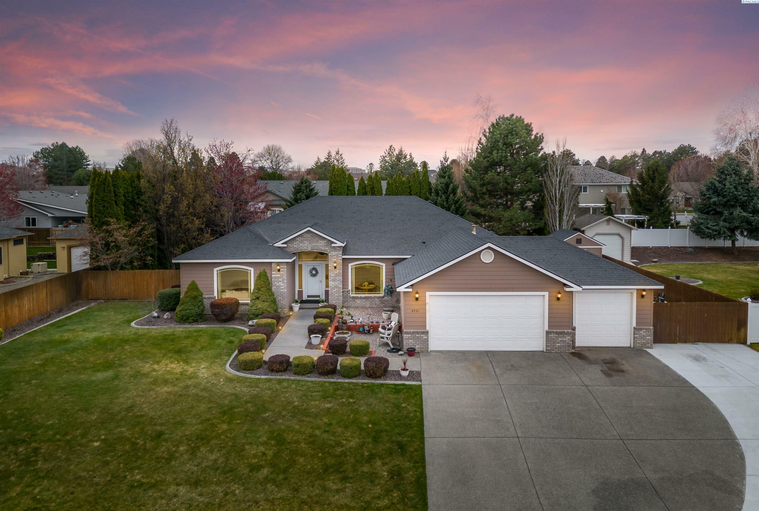 Property Photo:  4921 W 24th Ave  WA 99338 