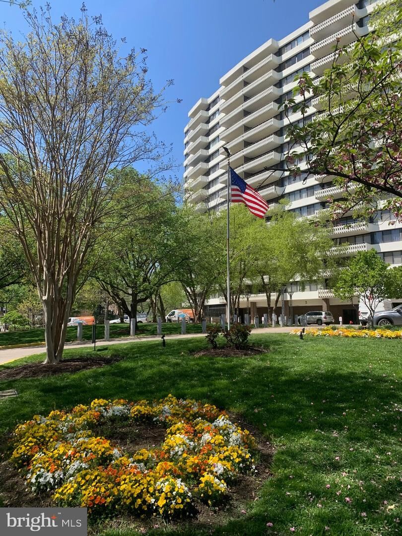 Property Photo:  6301 Stevenson Avenue 1116  VA 22304 