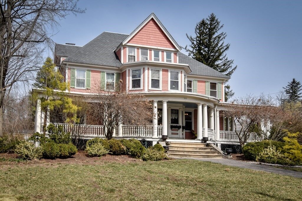 Property Photo:  500 Andover Street B  MA 01852 