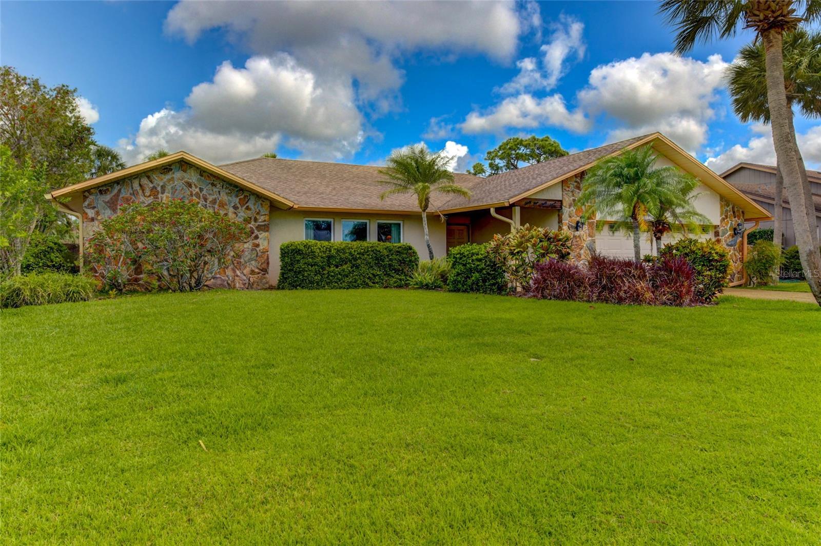 Property Photo:  3947 Prairie Dunes Drive  FL 34238 