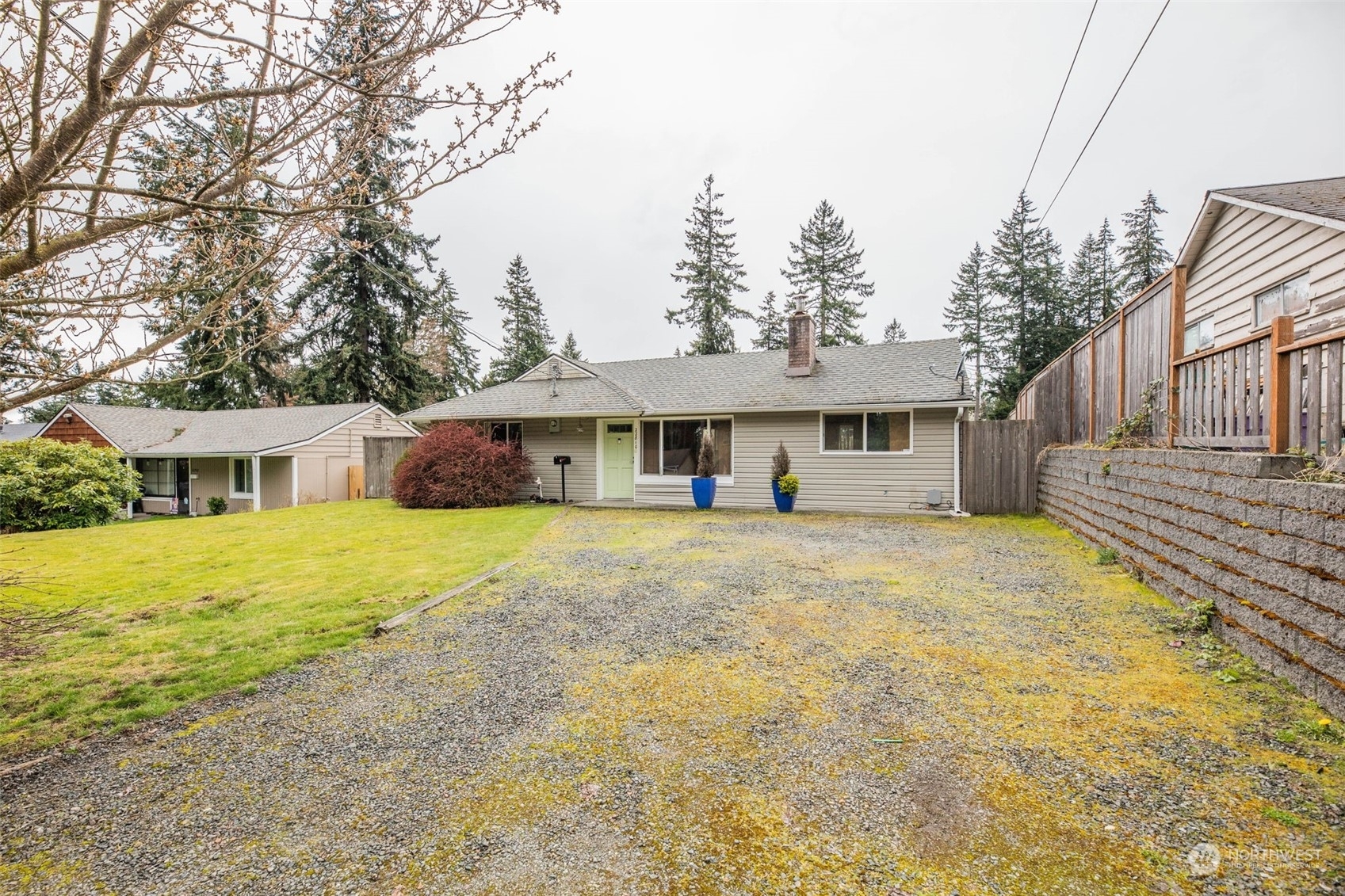 Property Photo:  22810 53rd Avenue W  WA 98043 