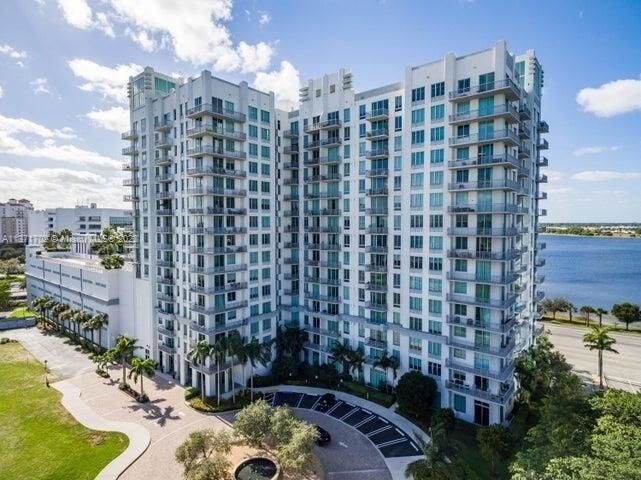 Property Photo:  300 S Australian Ave 1203  FL 33401 